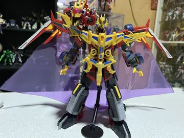 MODEROID 카이젤 그리드 나이트