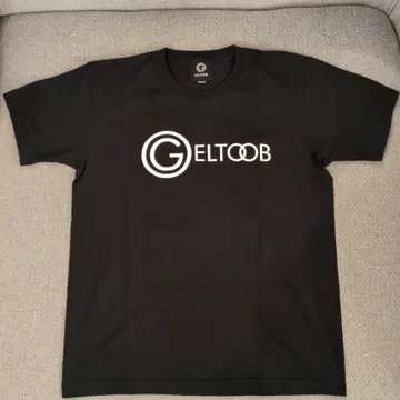 GELTOOB 블랙 티셔츠 M 사이즈