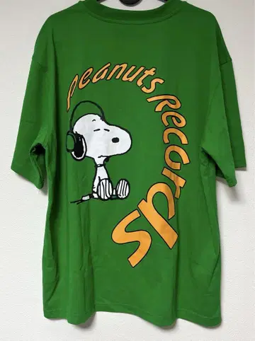 새상품 스누피 티셔츠 SNOOPY 굿즈 PEANUTS