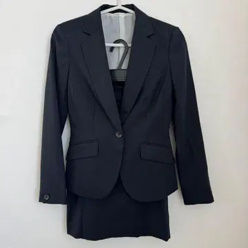 네이비 스트라이프 취업 정장