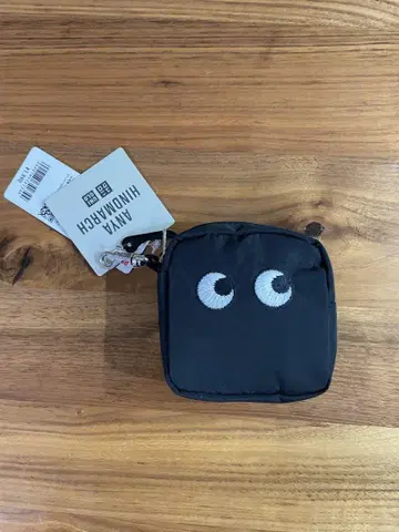 새상품 안야 힌드마치 UNIQLO ANYA HINDMARCH 에코백