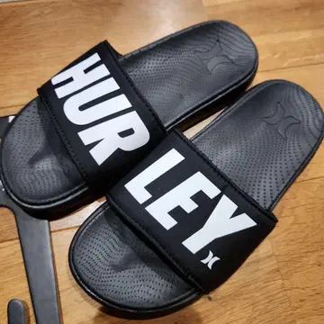 새상품 HURLEY 블랙 슬라이드 샌들 26cm 블랙