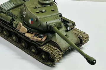 타미야 1/35 JS-2 완성품 탱크 모형 프라모델