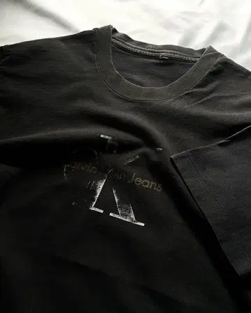 90s Calvin Klein Jeans Print Tee