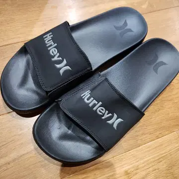 새상품 Hurley 할리 샤워 블랙 샌들 10 사이즈 28cm