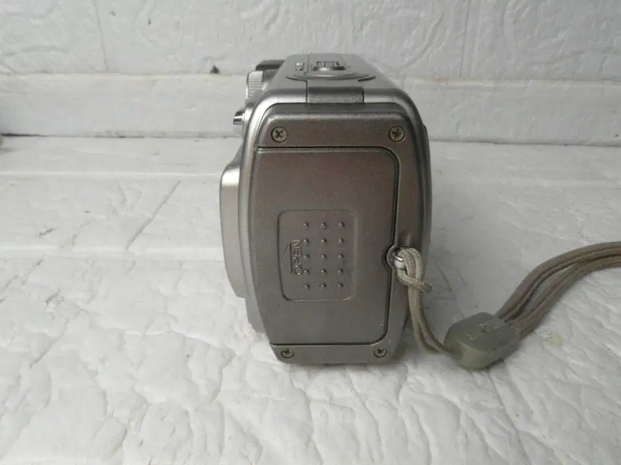 Product Details - 6