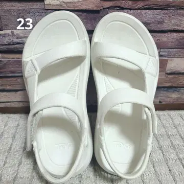 teva 테바 허리케인 드리프트 23cm 화이트