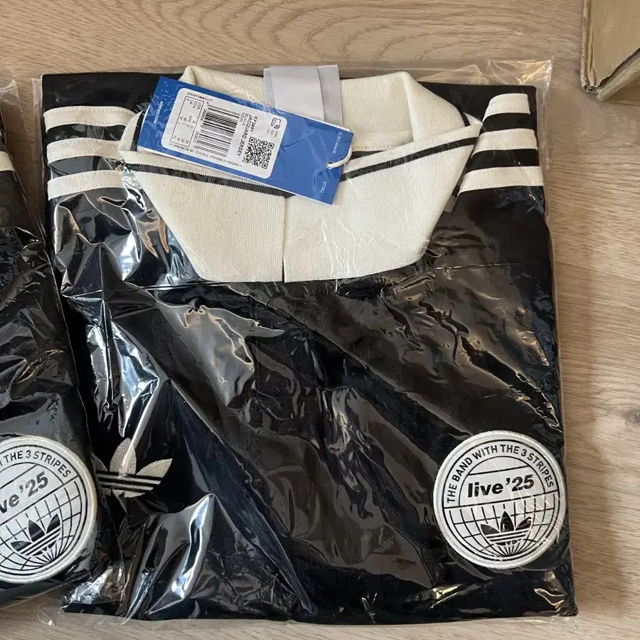 UK限定 adidasxOasis Tour Jacquard Jersey Adidas x Oasis Tour Jacquard Jersey | Adidas x Oasis Jersey