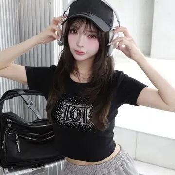 Darich 다리치 샤이니 DD 로고 컴팩트 티셔츠 BLK