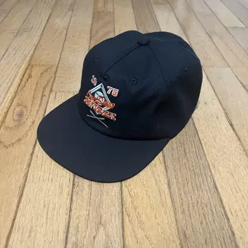 아비렉스 자수 디자인 캡