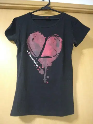 Acid Black Cherry T셔츠