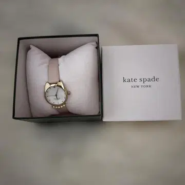 kate spade 고양이 귀 디자인 손목시계