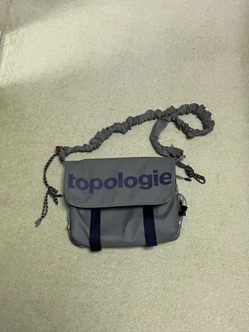 topologie 메신저 백 카키