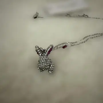 kate spade 토끼 모티브 목걸이