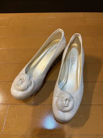 HILLS AVENUE 펌프스 23cm