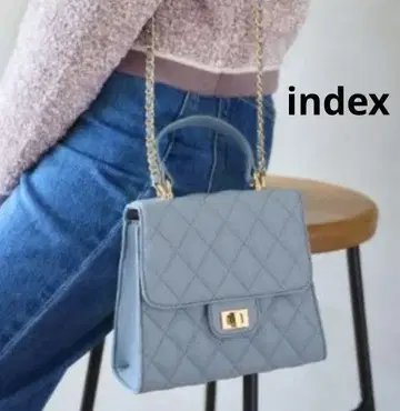 index 퀼팅 체인 숄더 블루