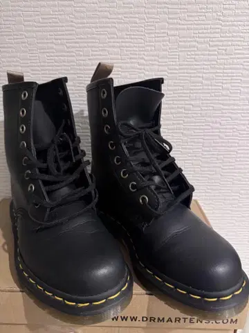 Dr. Martens 블랙 하이컷 부츠 4 US