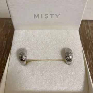 MISTY 캐치 귀걸이