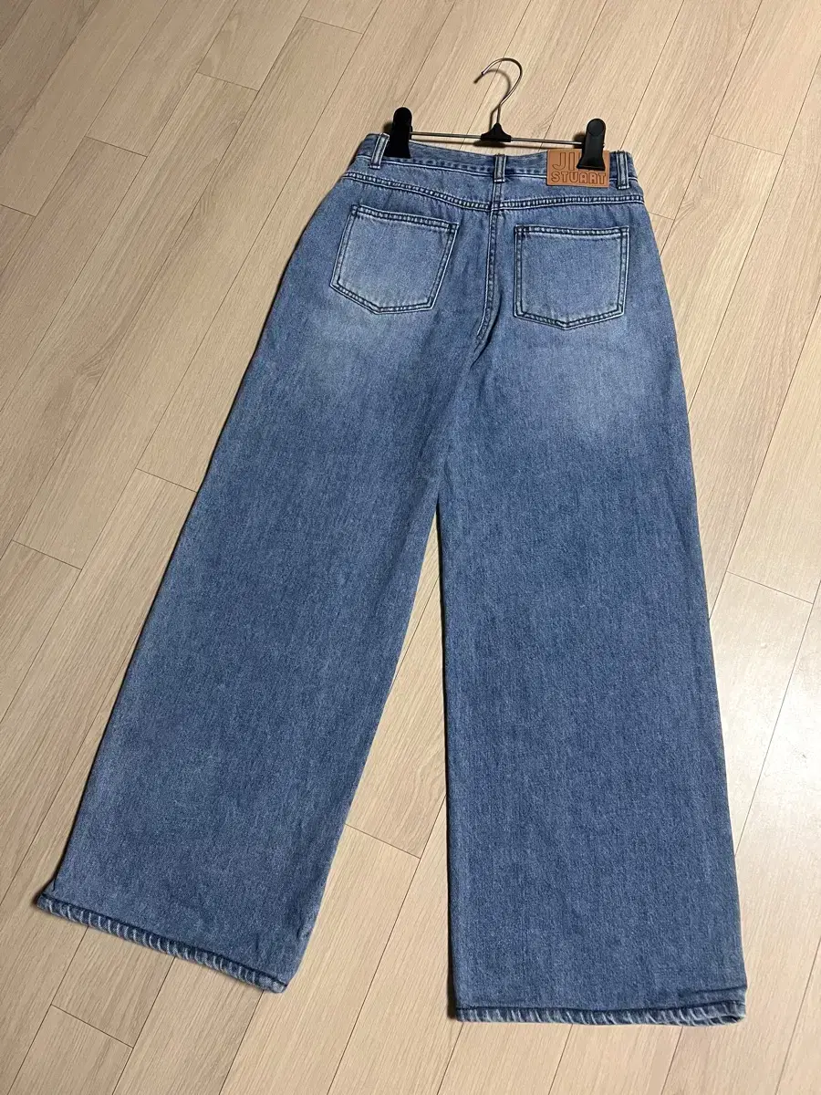 Product Details - 6