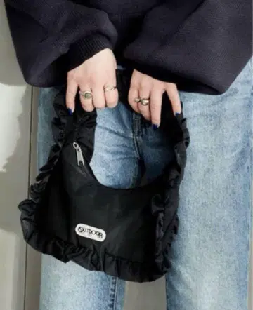 프릭스스토어 x 아웃도어 프로덕츠 별주 프릴 트리밍 백