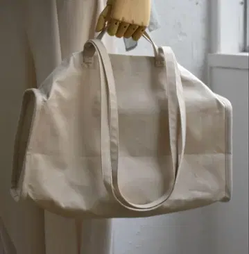 새상품 텐핸드크래프티드모던 VENTILE BOSTON BAG