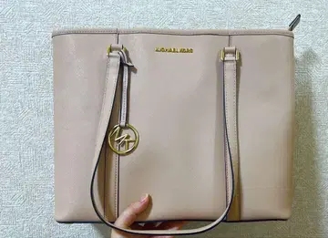 MICHAEL KORS A4 토트백