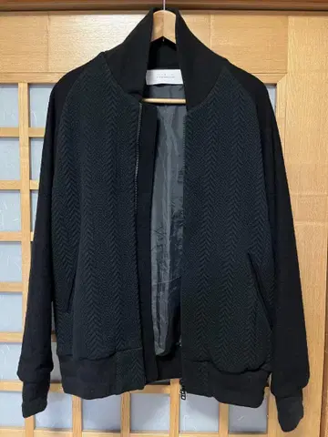 30000엔 구매 컬리 블랙 블루종 L 사이즈