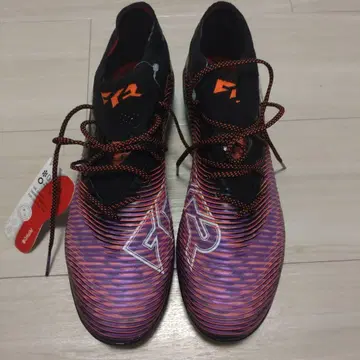 푸마 축구 스파이크 퓨처 8 얼티밋 AG 미사용 새상품 28cm