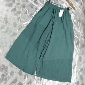 새상품 애플하우스 와이드 팬츠 그린 계열 일본제