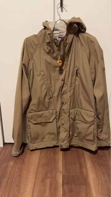 노스페이스 퍼플 라벨 마운틴 파카 beams 별주