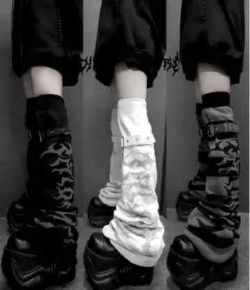 DimMoire 딤모어 레그 워머 블랙