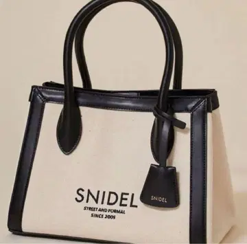 SNIDEL 토트백 아이보리/블랙