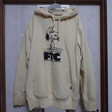 FTC 스누피 후드 부착 후드티