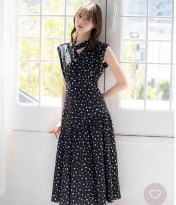 노엘라 디자인 도트 원피스