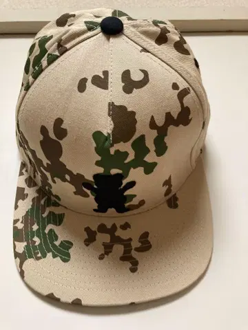 GRIZZLY 카모 패턴 SNAPBACK