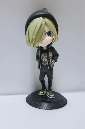 Qposket prince 유리 프리세츠키 피규어