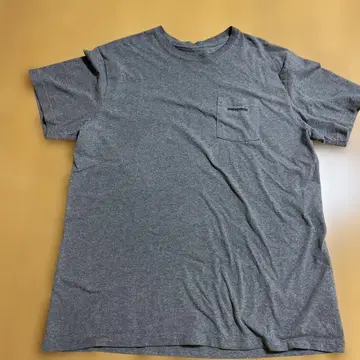 patagonia 그레이 포켓 티셔츠