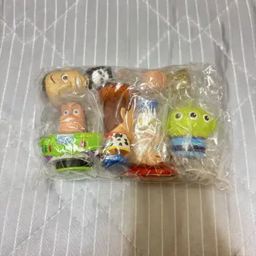 [미사용 새상품] 디즈니 토이스토리 피규어 가챠가챠 컴프