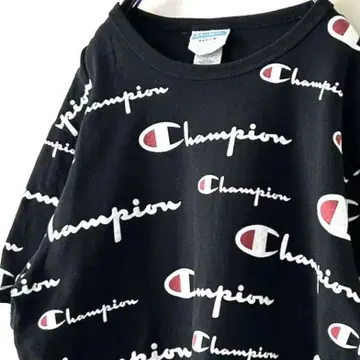 챔피온 Champion 로고 올 패턴 T셔츠 블랙 구제 의류