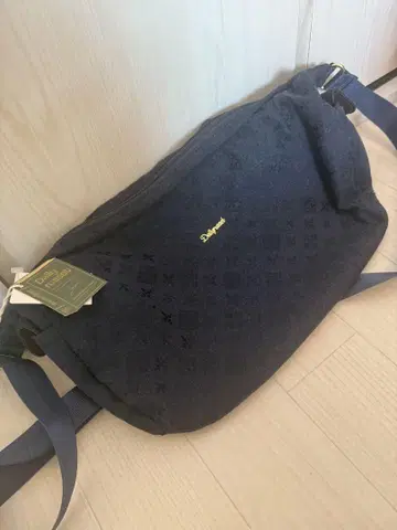 Daily russet 숄더백 네이비
