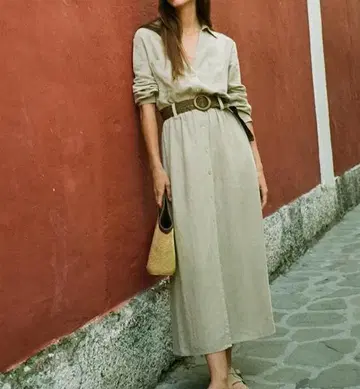 시원한 [거의 미사용] ZARA 벨트 긴팔 원피스 V넥 카키