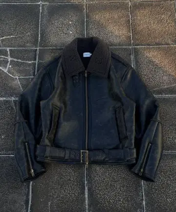 Faded Fake Mouton Jacket black 언더행크