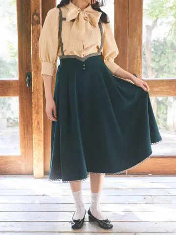 파라솔 펼쳐지는 오버롤 스커트