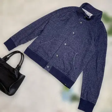 새상품급 AIGLE 에글 맨투맨 자켓 네이비 로고 버튼 파일 L