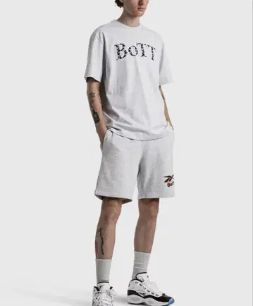 bott x reebok s/s tee