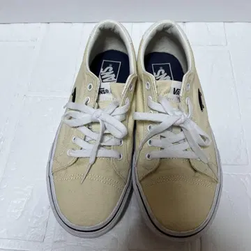 VANS 스니커즈 신발 크림색 24cm