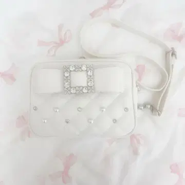 NOEMIE 아가씨 숄더백