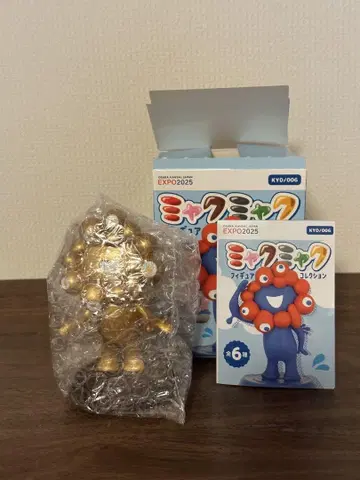 미야쿠미야쿠 피규어 골드 만박