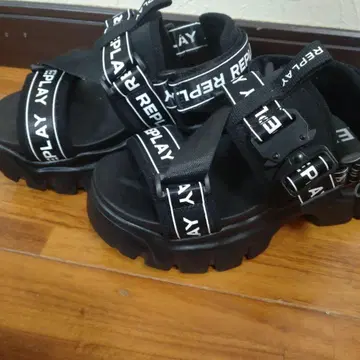 REPLAY 블랙 스포츠 샌들