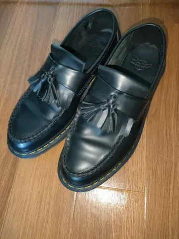 Dr. Martens ADRIAN 태슬 로퍼 27.5~28